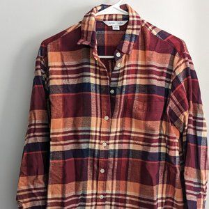Old Navy Flannel Fall Colors Size Women Medium ("The Boyfriend Shirt")